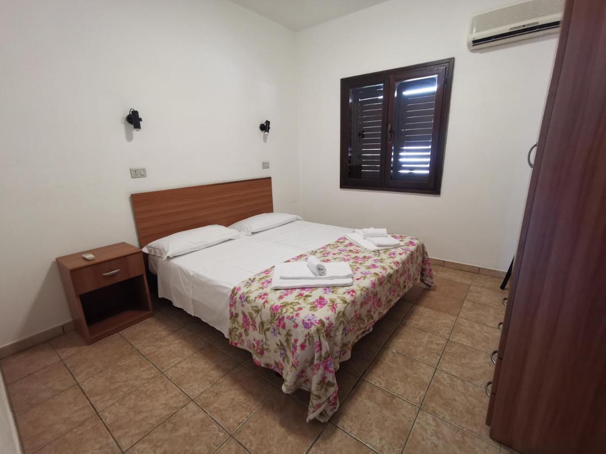 Marinello Camping & Touristic Village Оливери Екстериор снимка